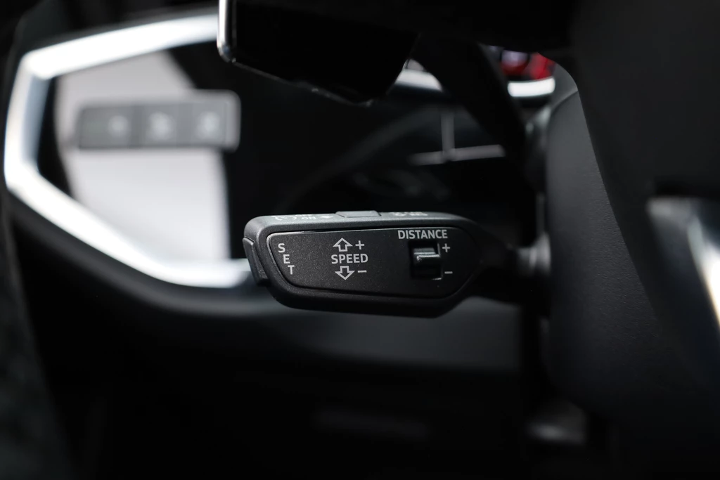 Audi RSQ3 – foto 21