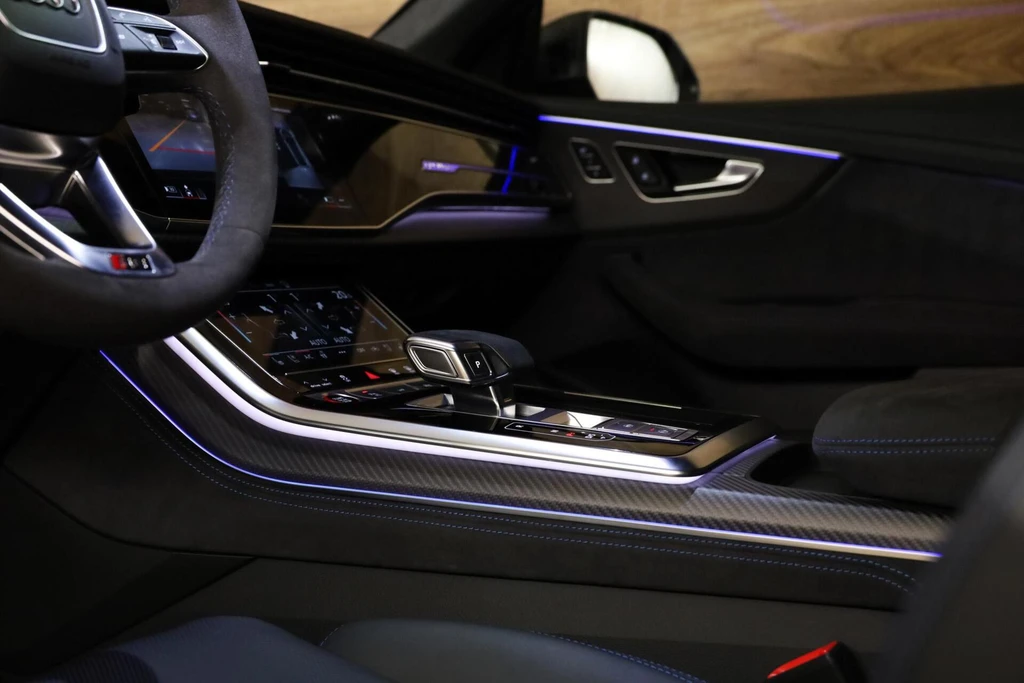 Audi RSQ8 – foto 41