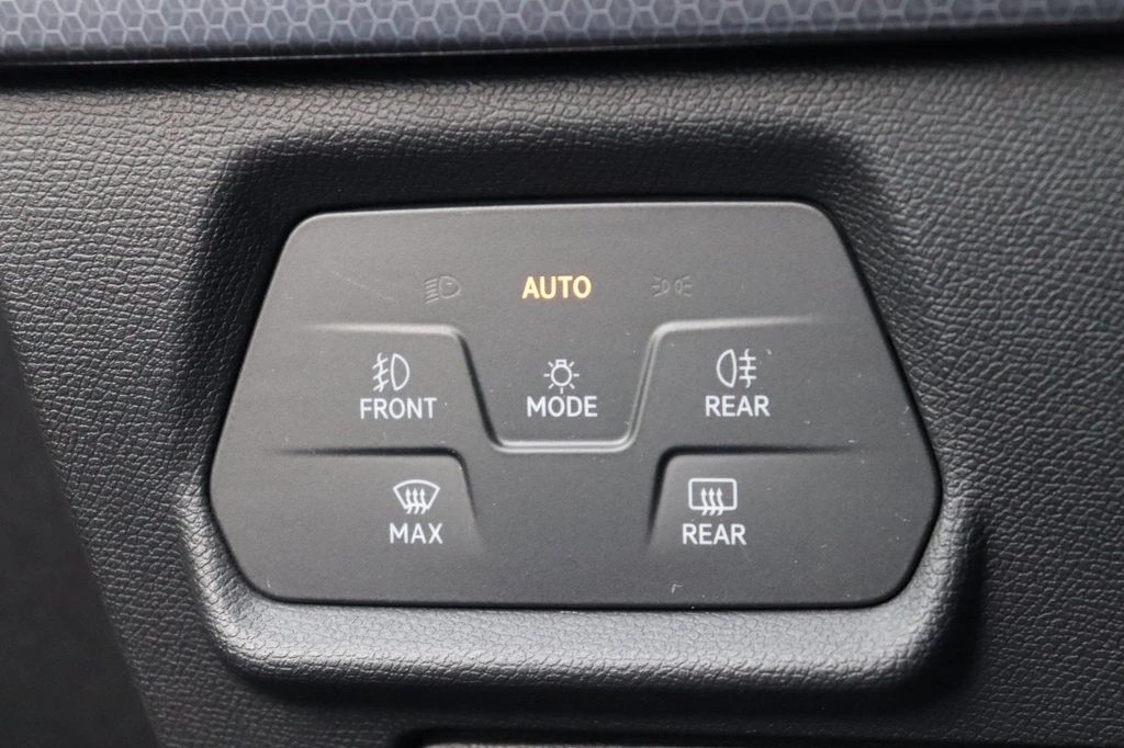 SEAT Leon – foto 28