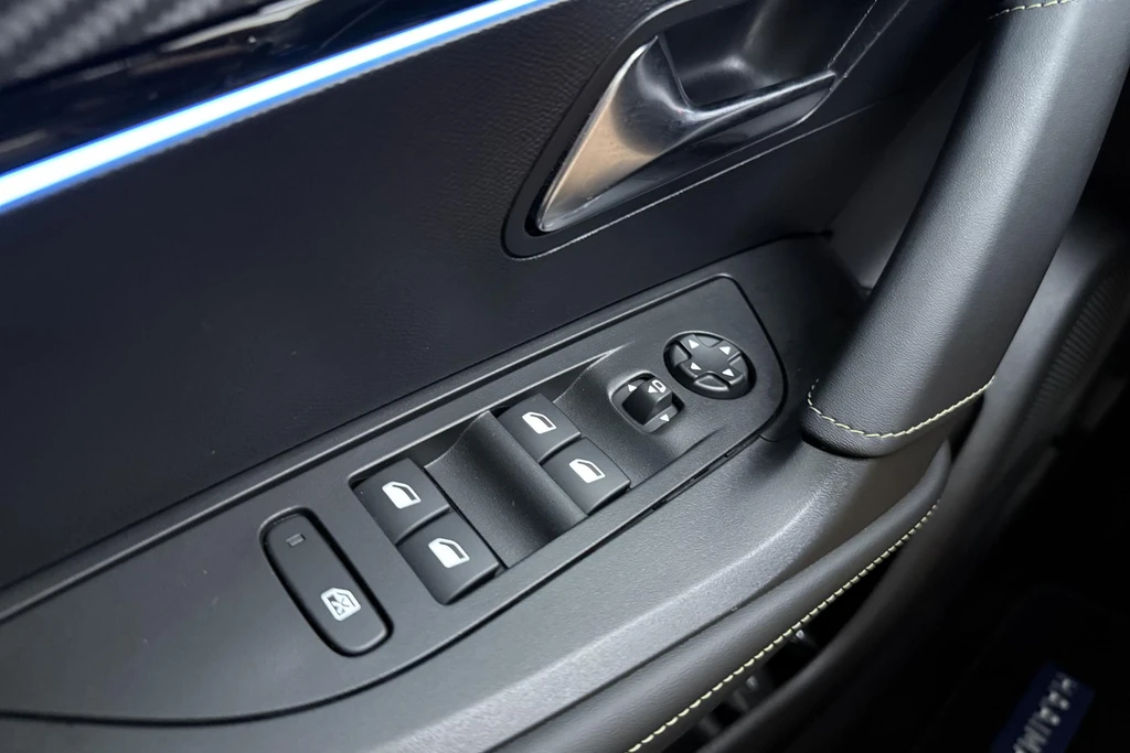 Peugeot e-2008 – foto 25