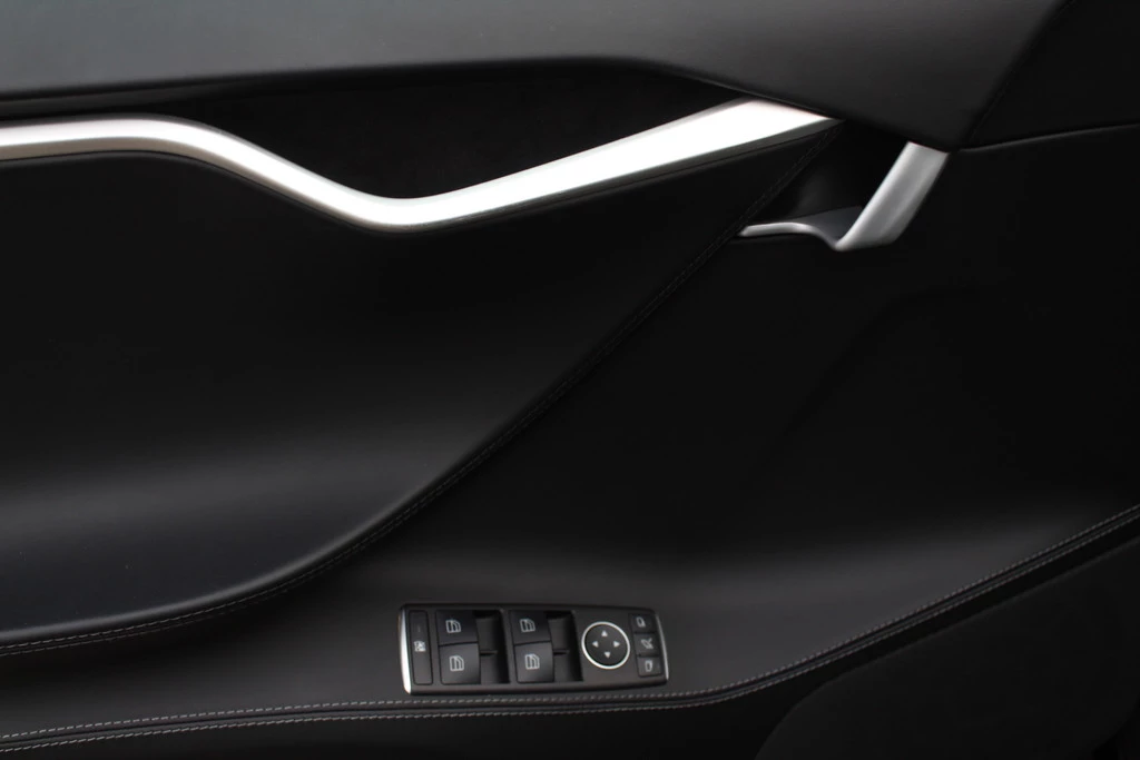 Tesla Model S – foto 36