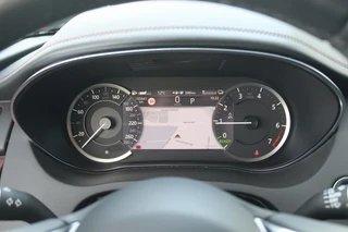 Jaguar E-PACE – thumbnail 36