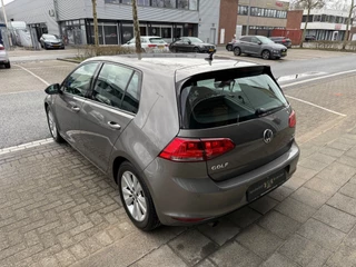 Volkswagen Golf – thumbnail 4
