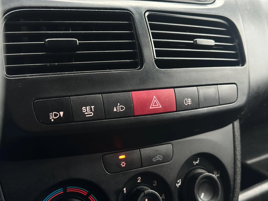 Opel Combo – foto 16