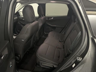 Ford Kuga – thumbnail 8