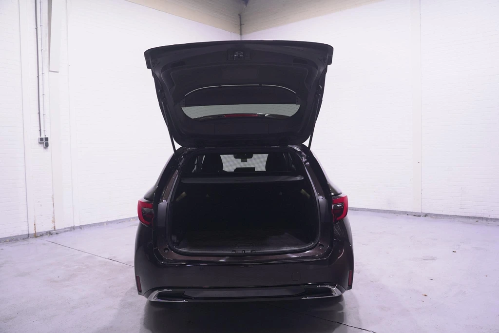 Toyota Corolla Touring Sports – foto 18