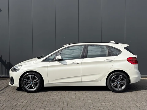 BMW 2 Serie Active Tourer 218i Automaat Leder LED Navi Cruise PDC e.Klep