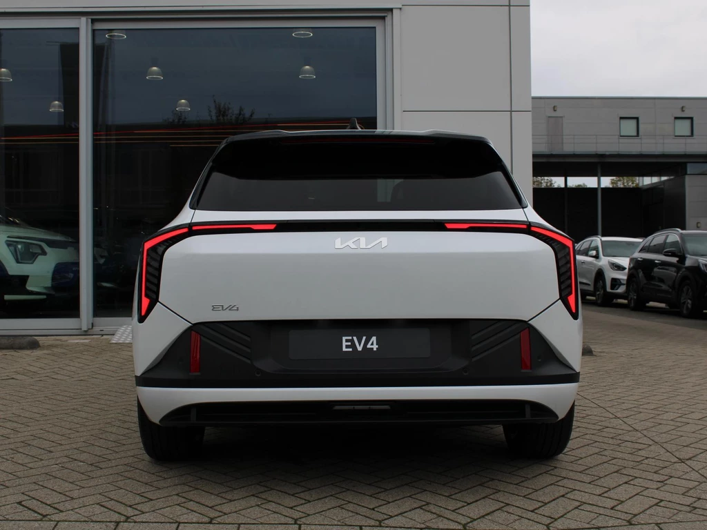 Kia EV4 – foto 5