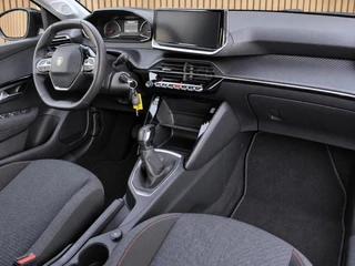 Peugeot 208 – thumbnail 7