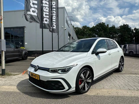 Volkswagen Golf 1.4 eHybrid GTE 2021 *Leer *Pano *Adaptive *IQ light *18inch *Trekhaak