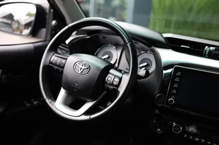 Toyota Hilux – thumbnail 12