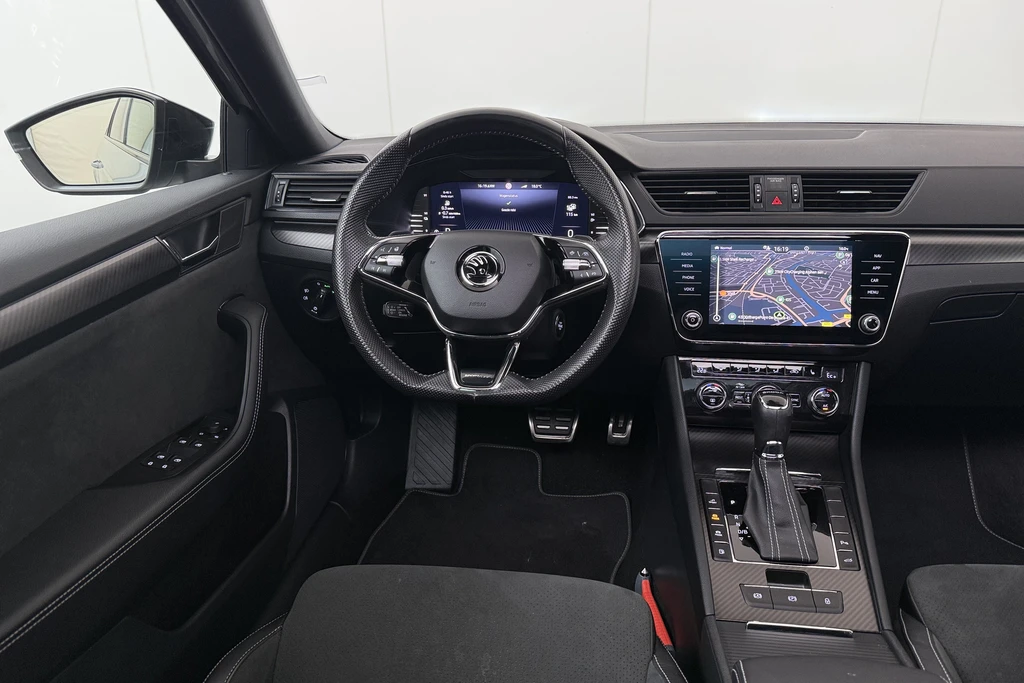 Škoda Superb – foto 10