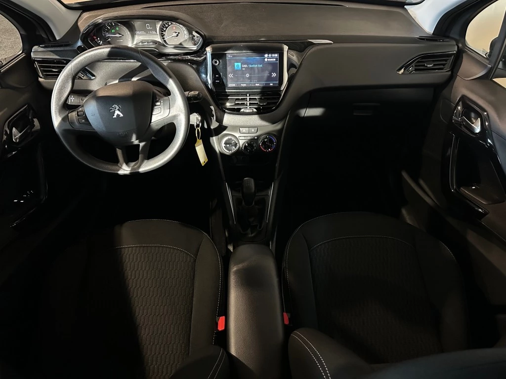 Peugeot 208 – foto 17