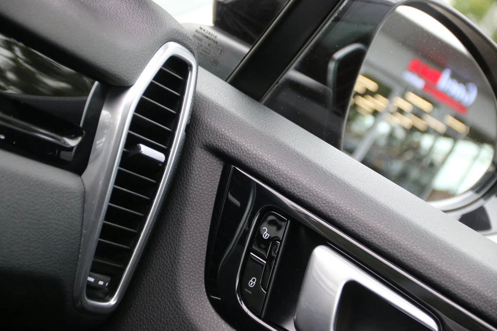 Porsche Cayenne – foto 21