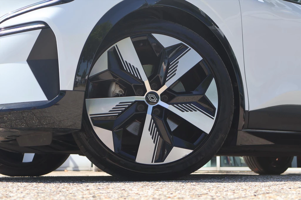 Renault Megane E-Tech – foto 7