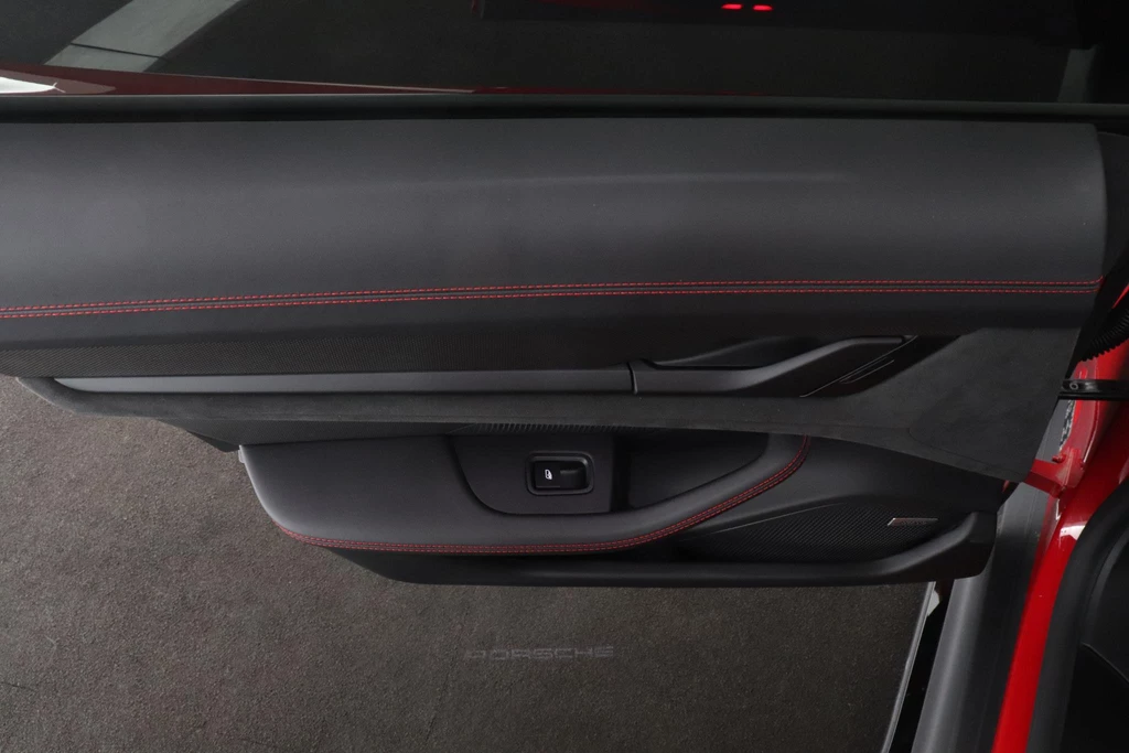 Porsche Taycan – foto 58