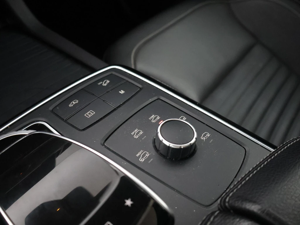 Mercedes-Benz GLE – foto 36
