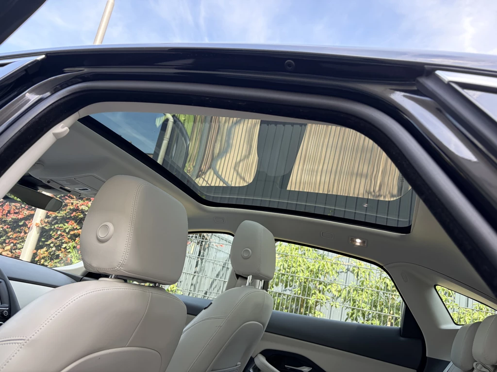 Jaguar E-PACE – foto 12