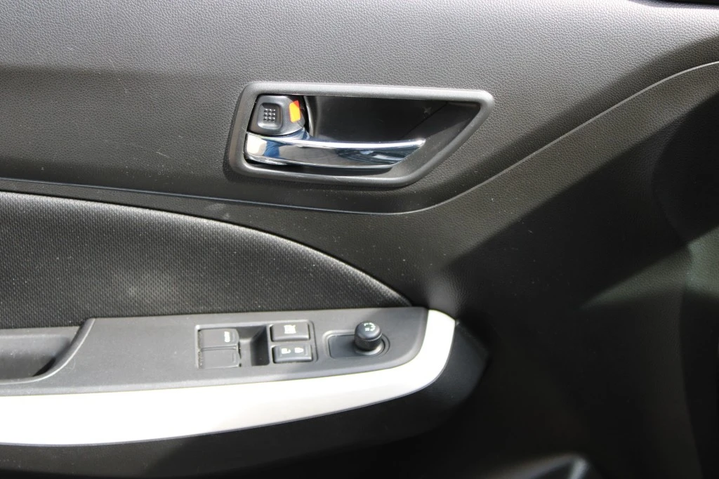 Suzuki Swift – foto 14