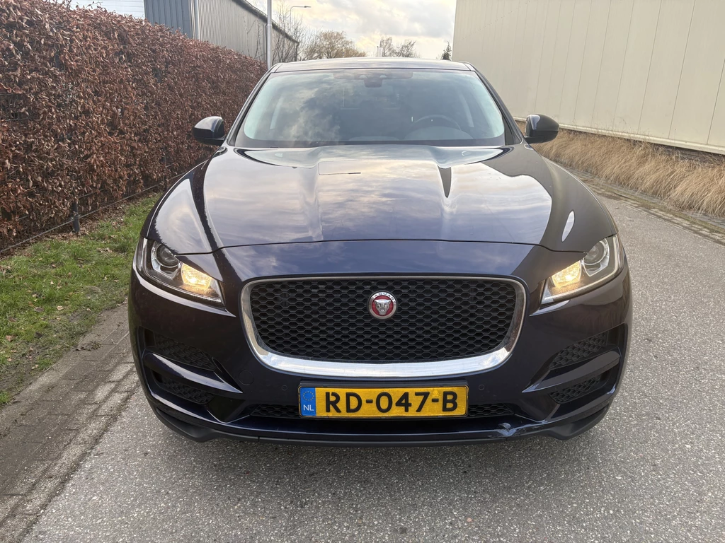 Jaguar F-PACE – foto 9