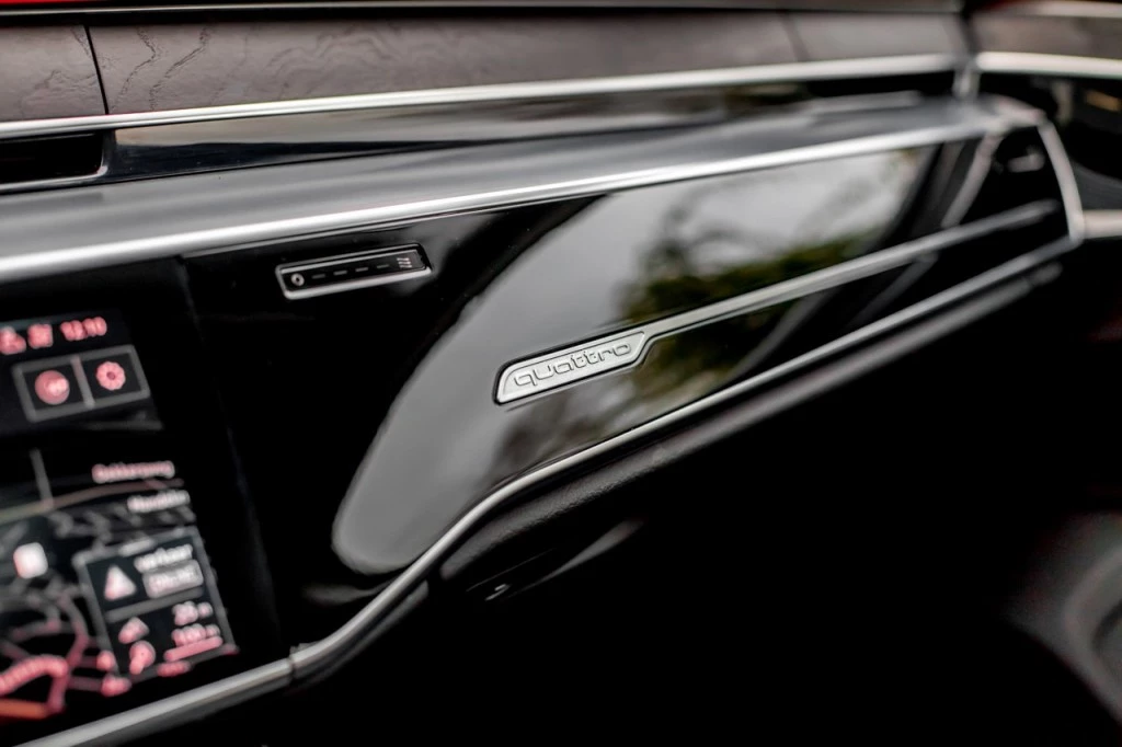 Audi A8 – foto 15