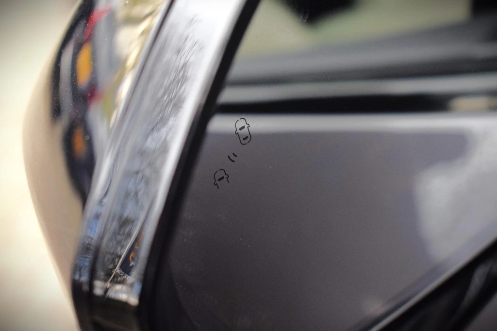 NIO EL6 – foto 42