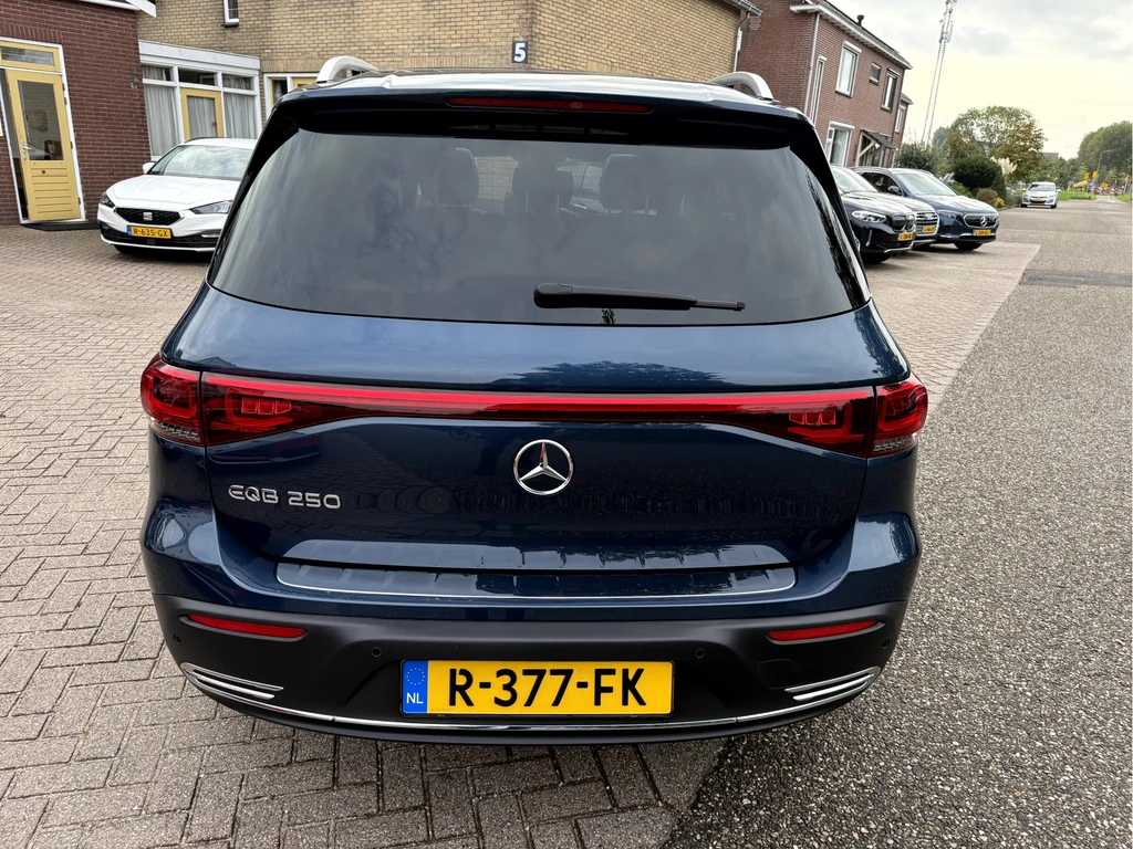 Mercedes-Benz EQB – foto 3