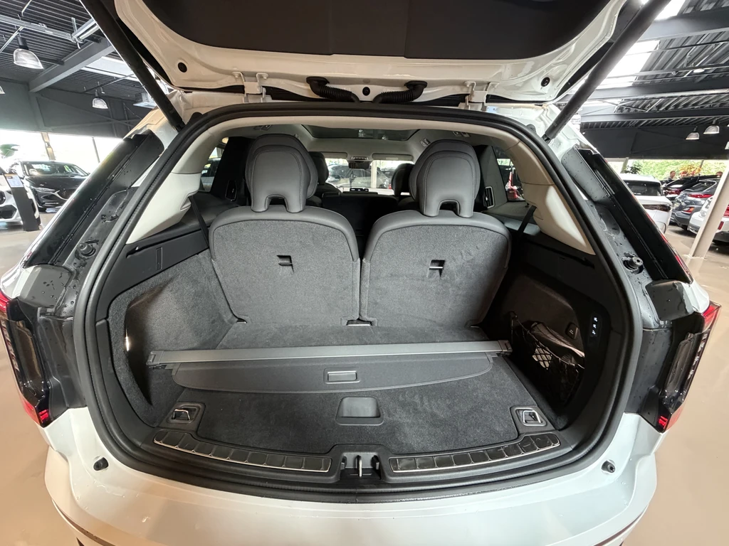Volvo EX90 – foto 45