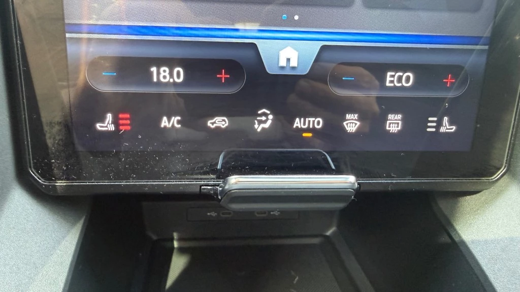 Ford Explorer – foto 15