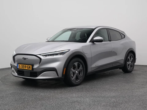 Ford Mustang Mach-E RWD 75 kWh | CAMERA | ADAPTIVE | STOEL- EN STUURVERW.