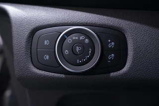 Ford Transit Custom – thumbnail 35