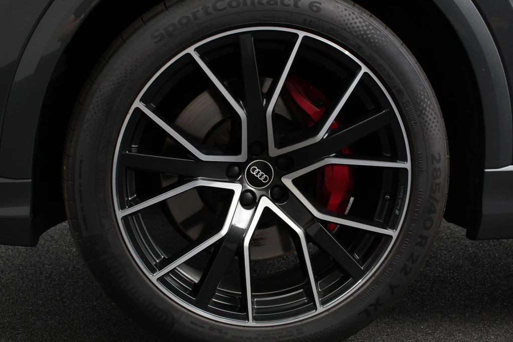 Audi Q8 – foto 8