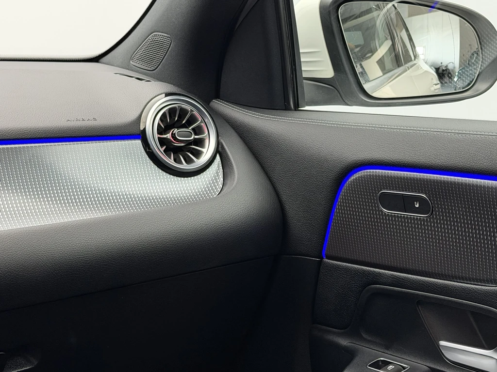Mercedes-Benz EQA – foto 28