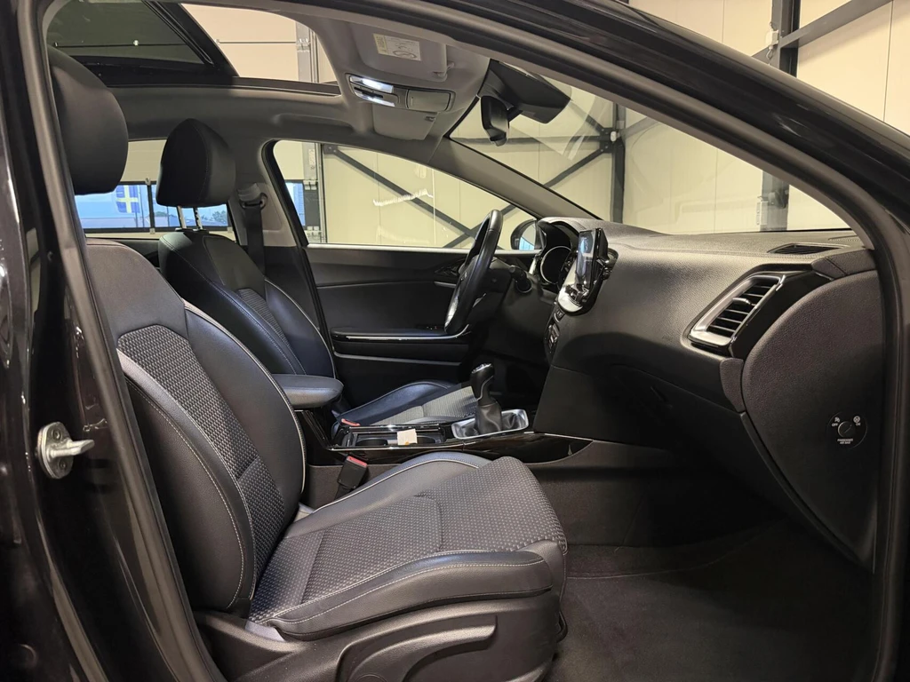 Kia XCeed – foto 30