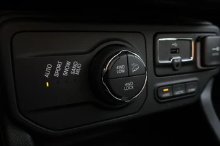 Jeep Renegade – thumbnail 24