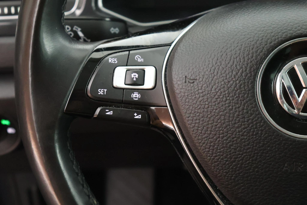 Volkswagen T-Roc – foto 15