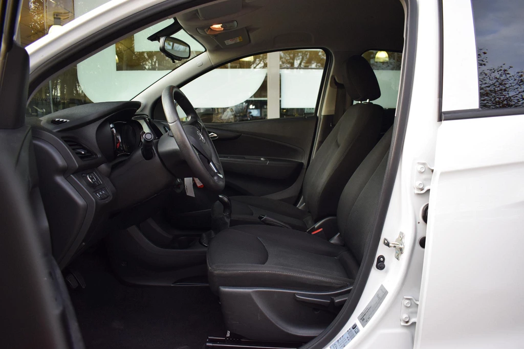 Opel KARL – foto 16