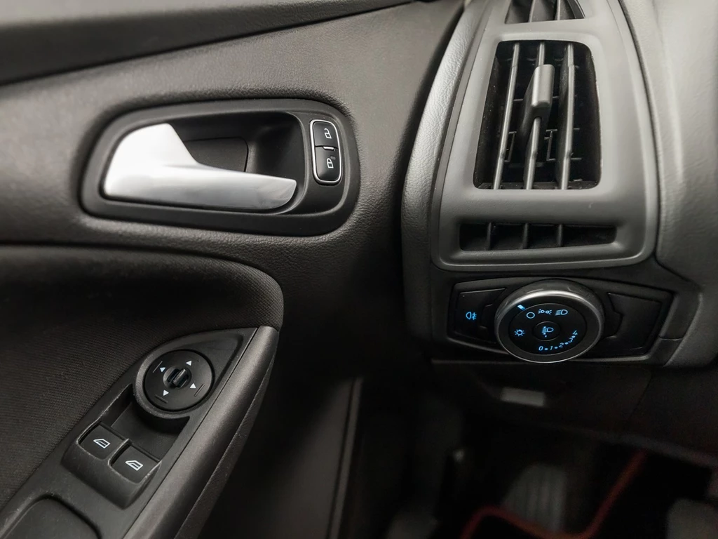 Ford Focus – foto 25