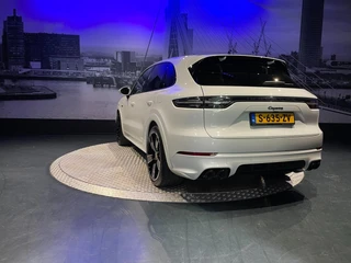 Porsche Cayenne – thumbnail 7