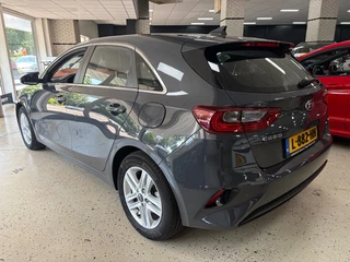Kia Ceed – thumbnail 3