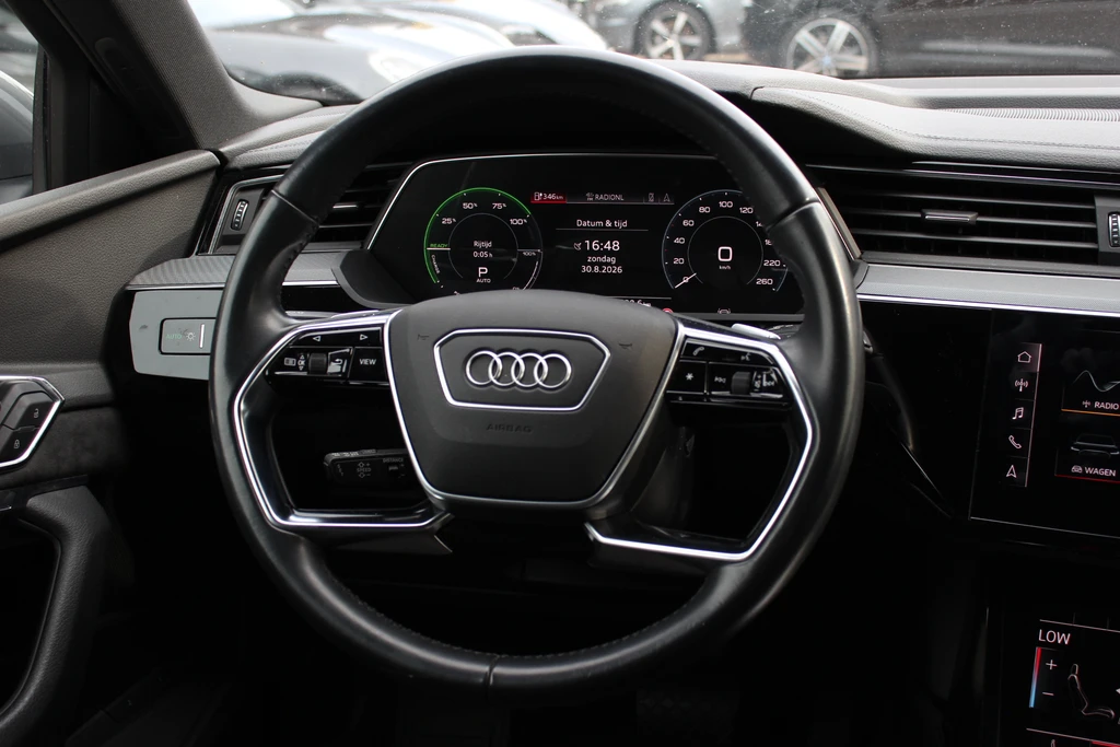Audi e-tron – foto 19