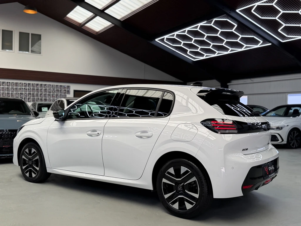 Peugeot 208 – foto 6