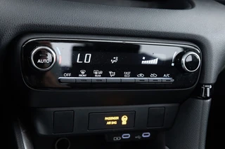 Toyota Yaris – thumbnail 11