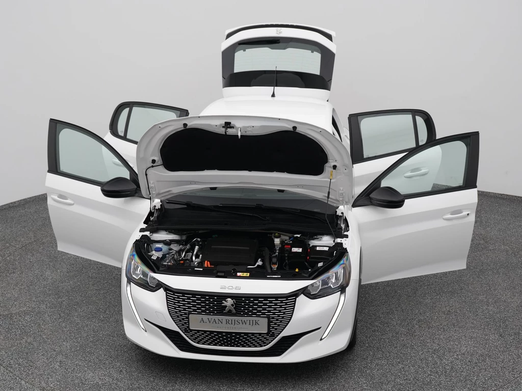 Peugeot e-208 – foto 18