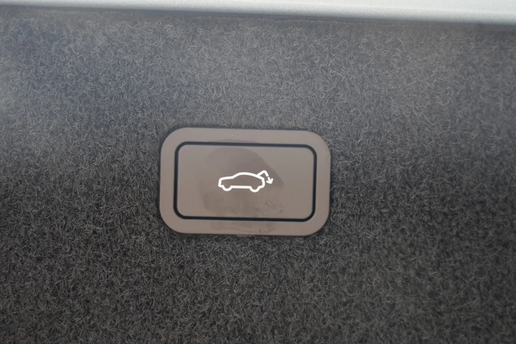 Polestar 4 – foto 30
