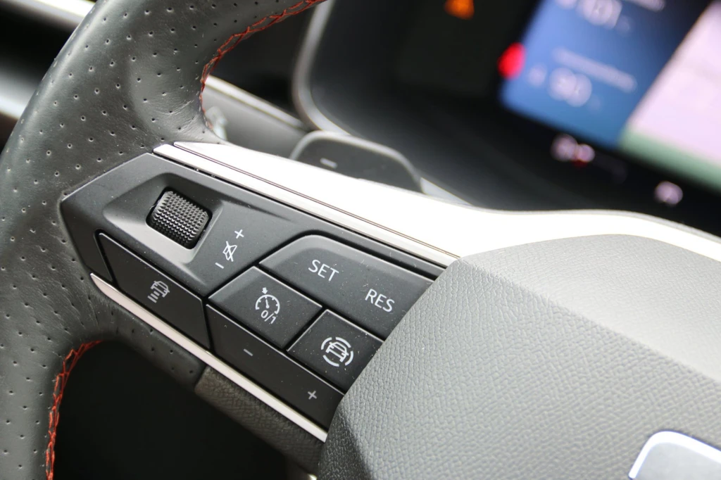 SEAT Leon – foto 16