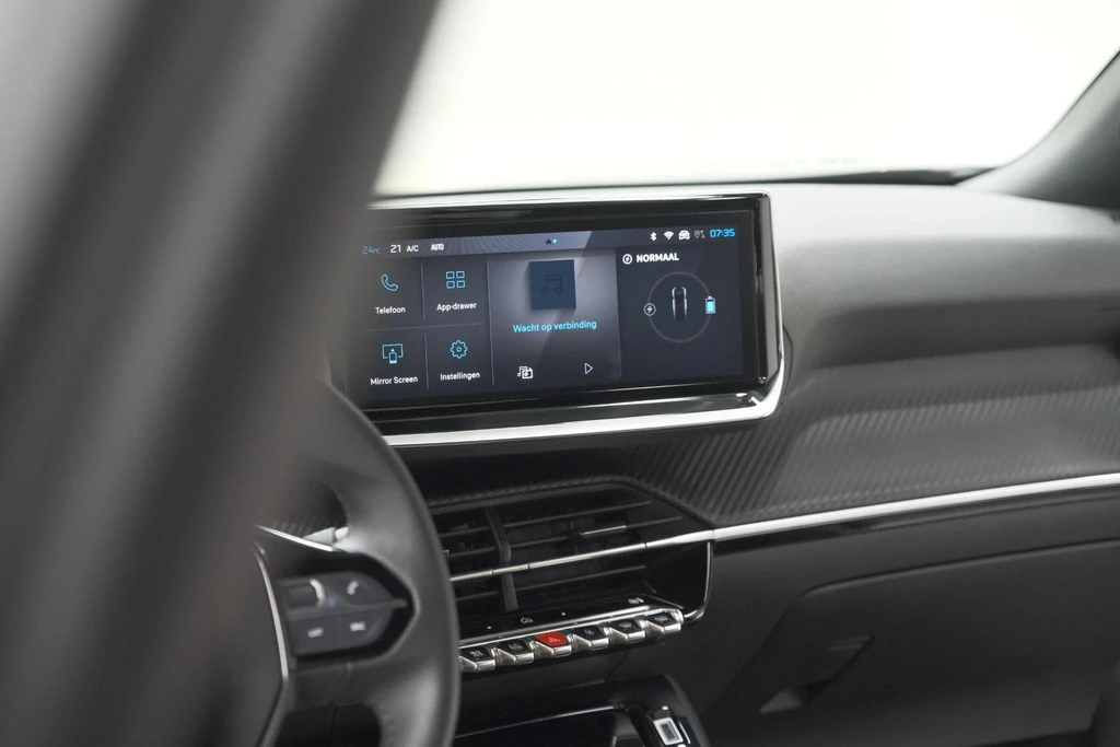 Peugeot e-2008 – foto 57