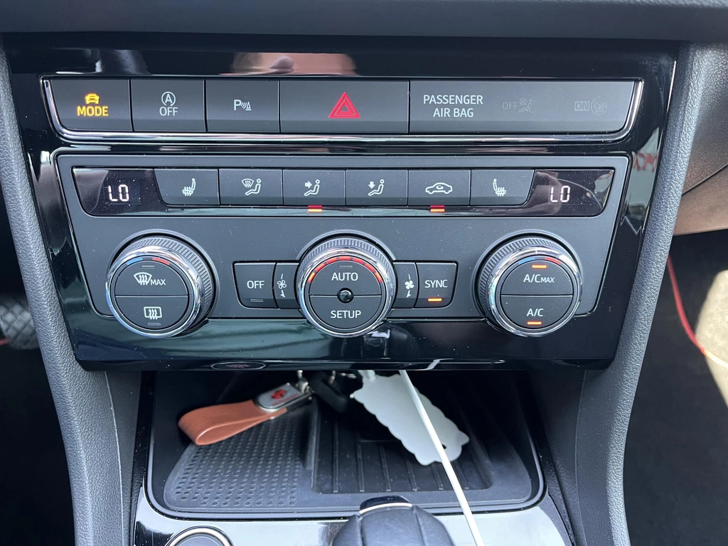 SEAT Leon – foto 30