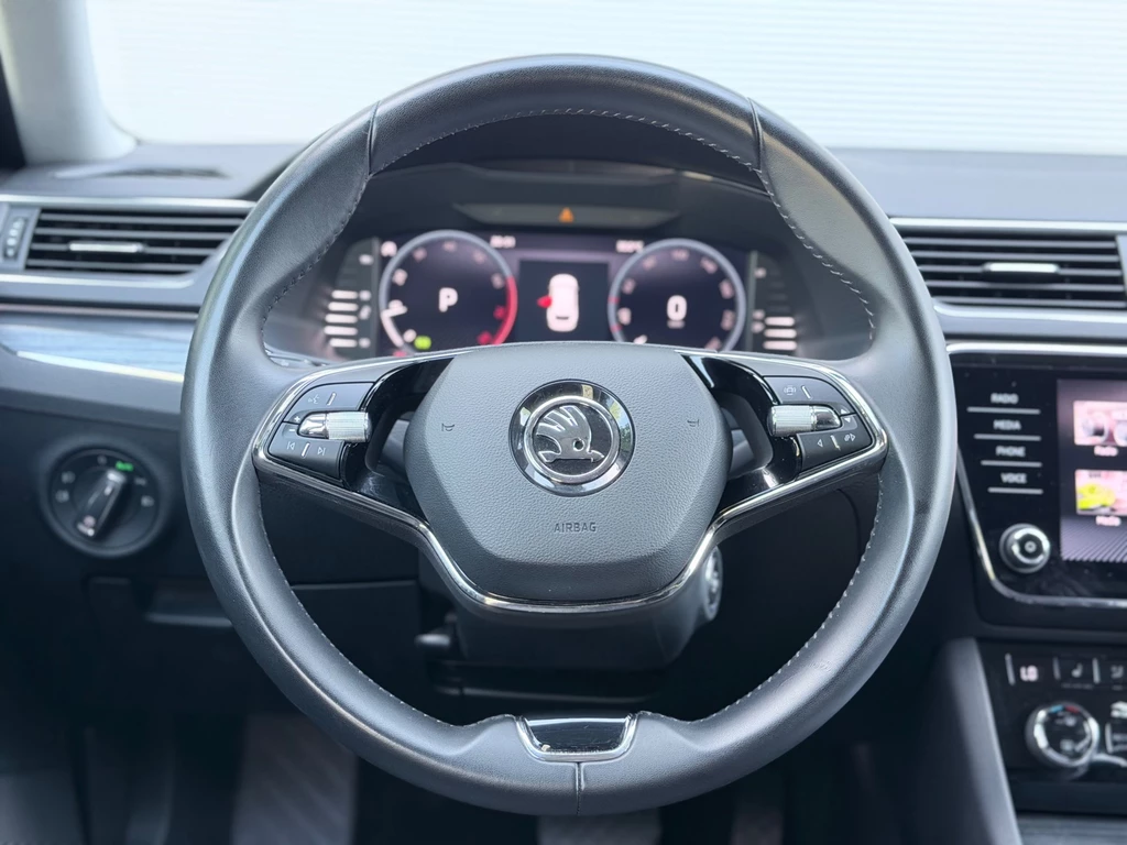 Škoda Superb – foto 12