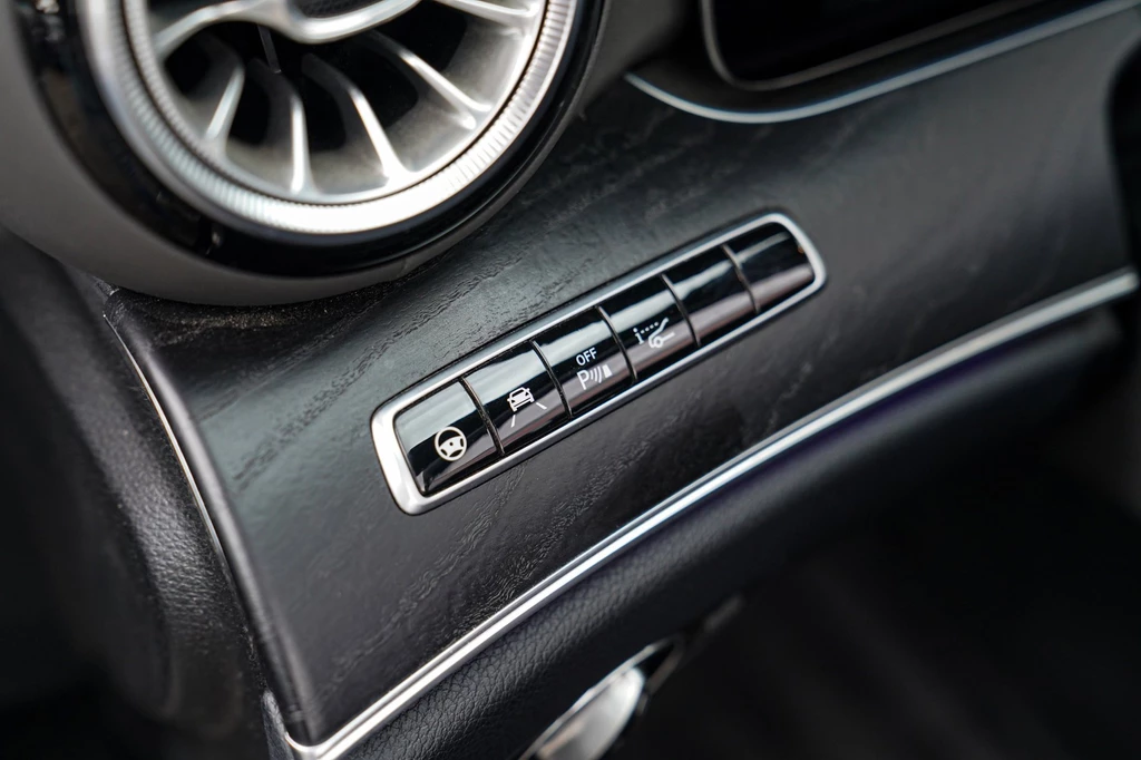 Mercedes-Benz E-Klasse – foto 20